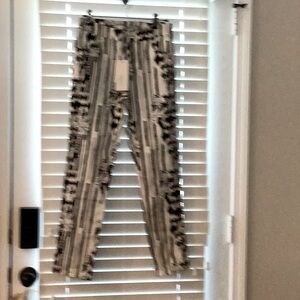 Lucy paris NWT Black&White Statement Pants size small